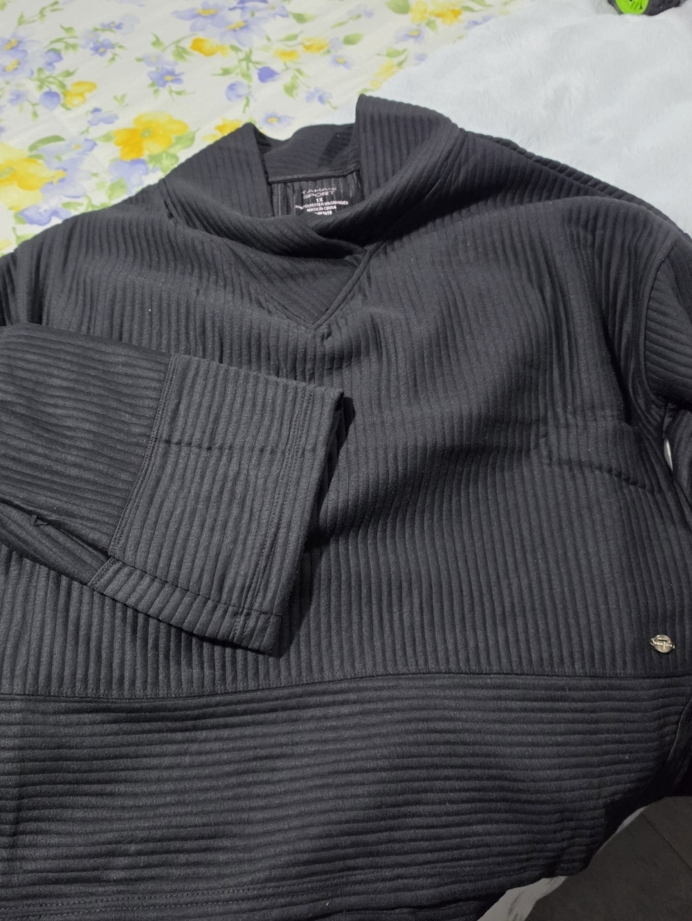 Tahari Black Ribbed Knit Women's Sweater